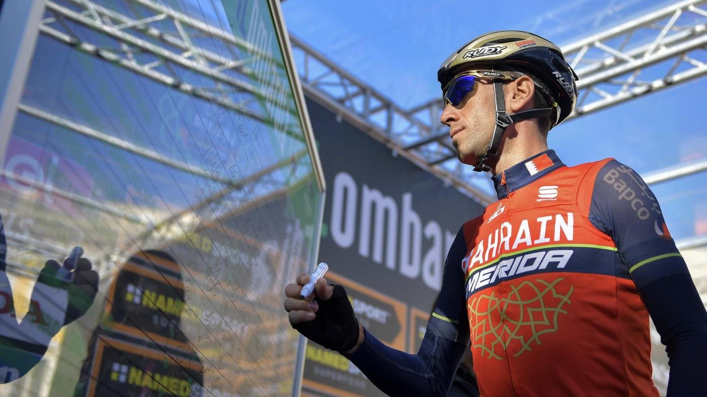Ciclismo, Nibali vince il Giro di Lombardia: è la 50ma vittoria in carriera