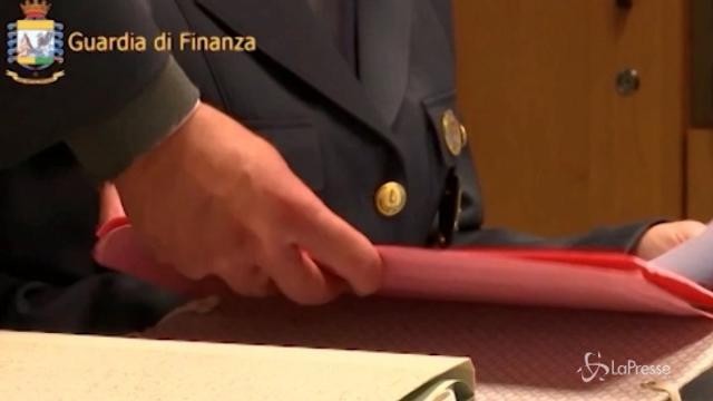 VIDEO Corruzione per spartirsi le cattedre, arrestati 7 prof.