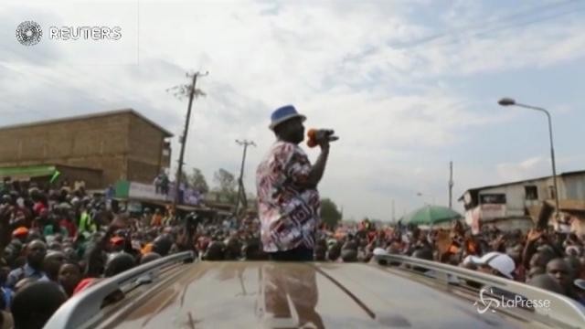 Kenya, slogan e programmi elettorali al megafono