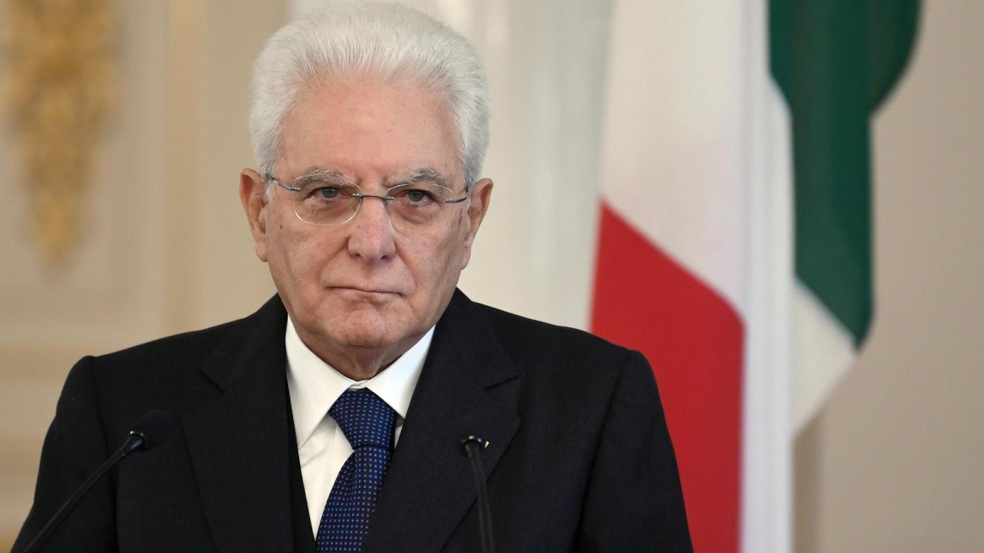 Mattarella ai magistrati: “L’opinione pubblica non deve condizionarvi”