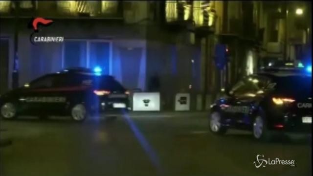 VIDEO Arezzo, uccide il marito con un mattarello