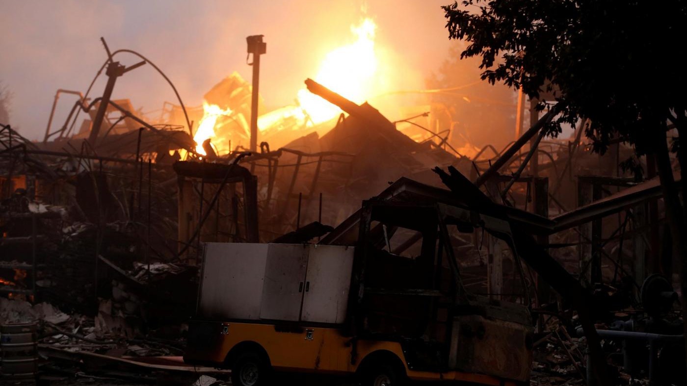Usa, incendi in California: 10 morti. Governatore dichiara stato emergenza