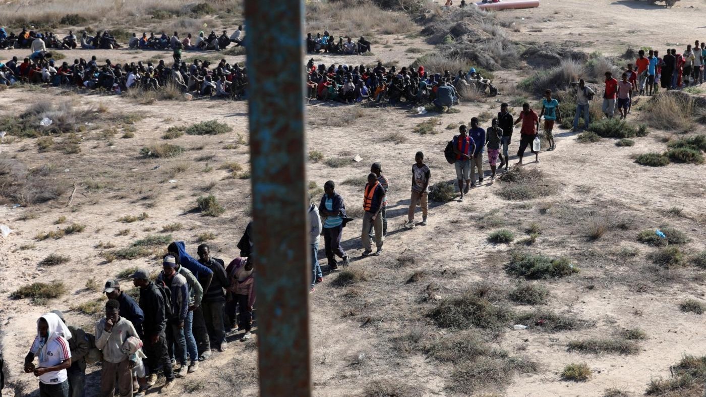 Milano, torturava e violentava migranti: condannato all’ergastolo