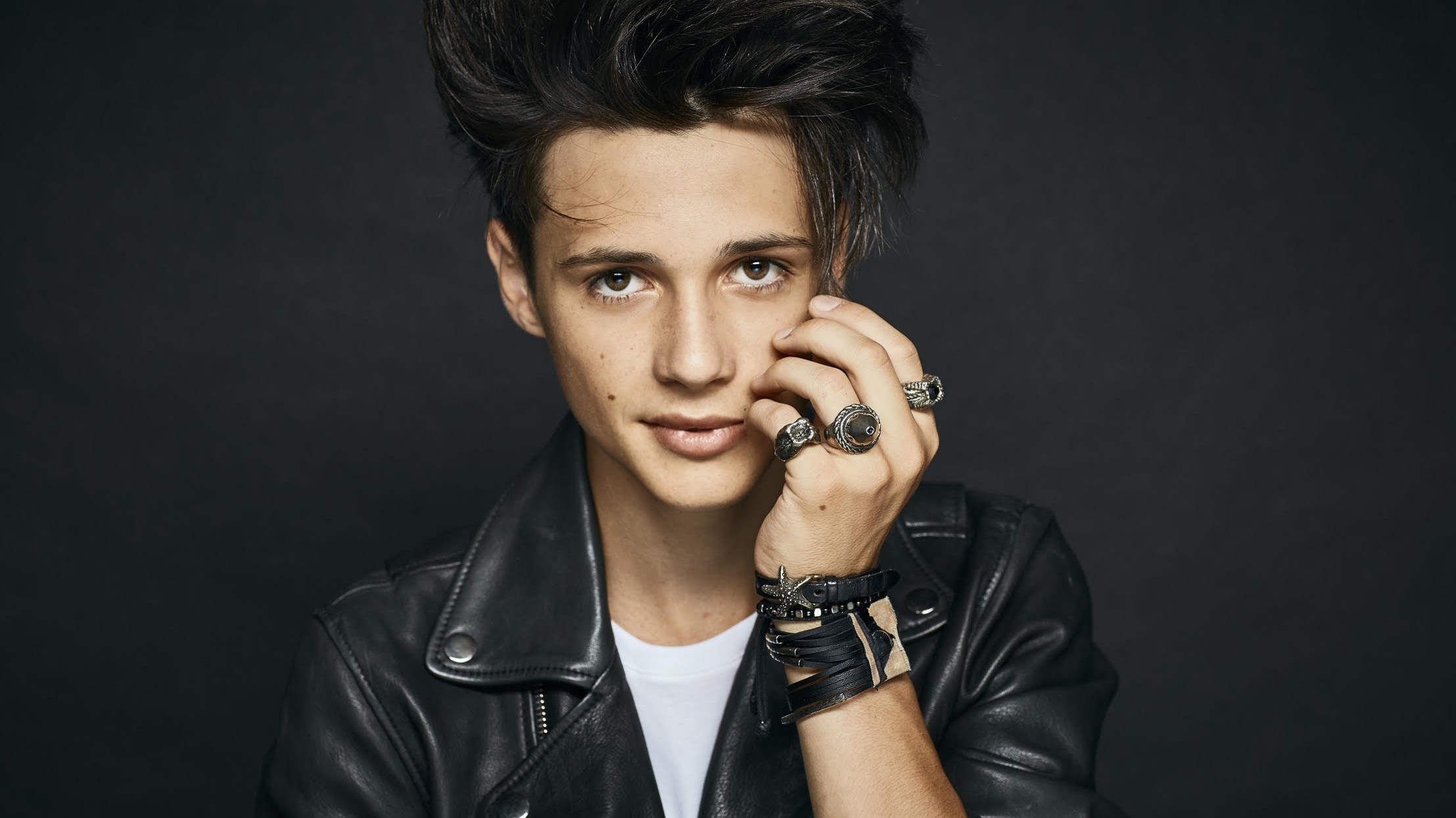 Thomas presenta ‘Thomas’: “Un sogno ma non perdo senso realtà”