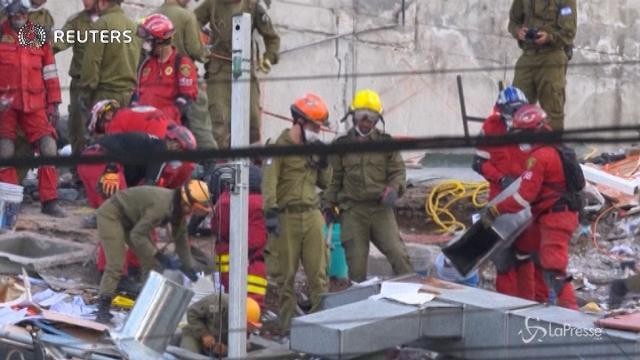 Messico, si scava ancora tra le macerie del terremoto