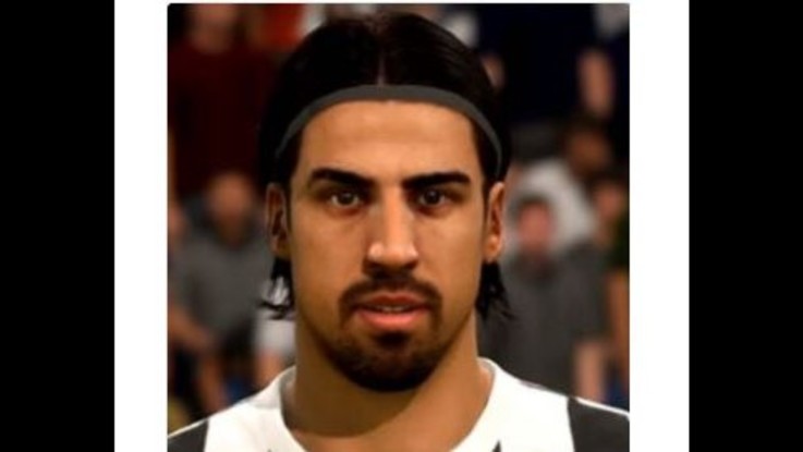 Khedira con capelli lunghi in Fifa18. Lui: "Sono corti da 2 anni"