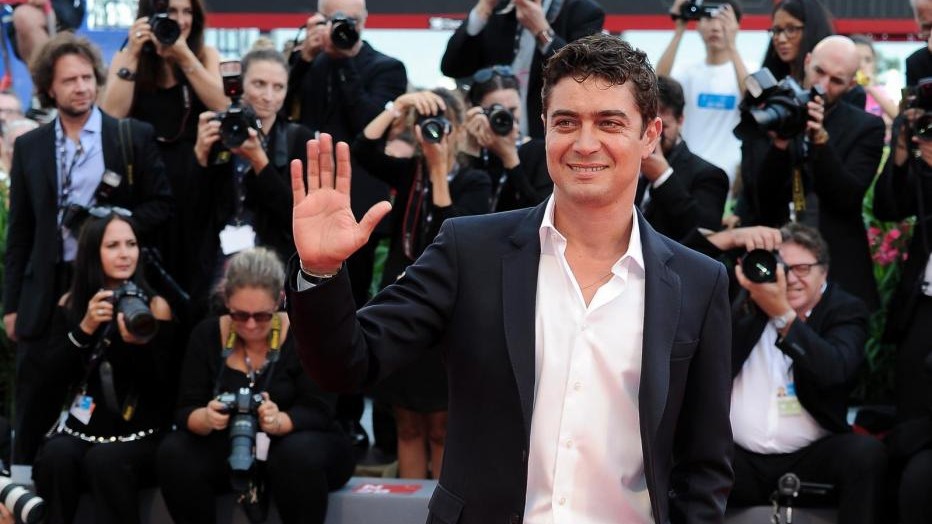 Scamarcio: “Unico che mi piace è Di Battista, dice cose importanti”