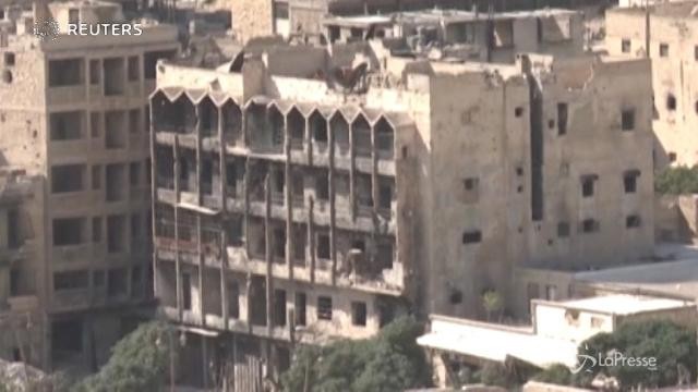 Siria: Aleppo cerca di rinascere