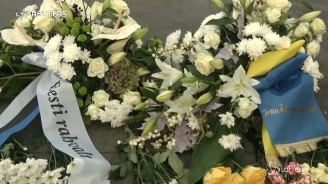 Tallin, la commemorazione delle vittime del naufragio del traghetto Estonia