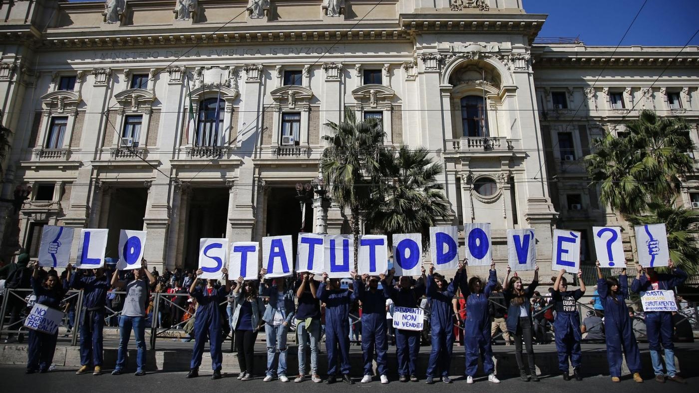 Studenti in protesta: “Alternanza scuola-lavoro da McDonald’s?”