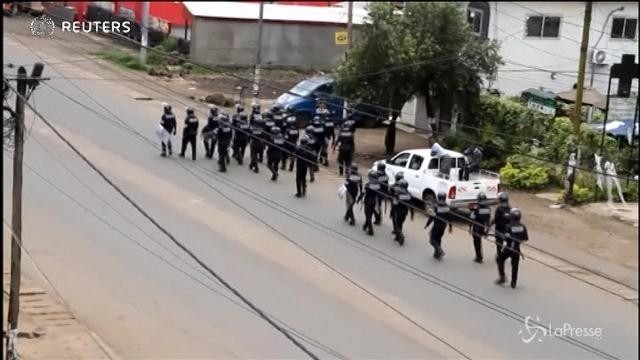 Camerun, esercito nelle strade per bloccare proteste secessioniste