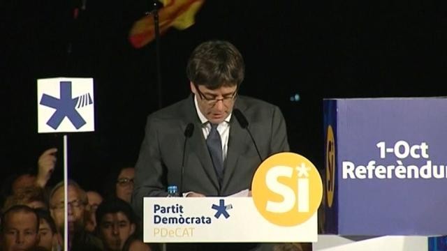 La Catalogna guarda al futuro dopo il sì al referendum