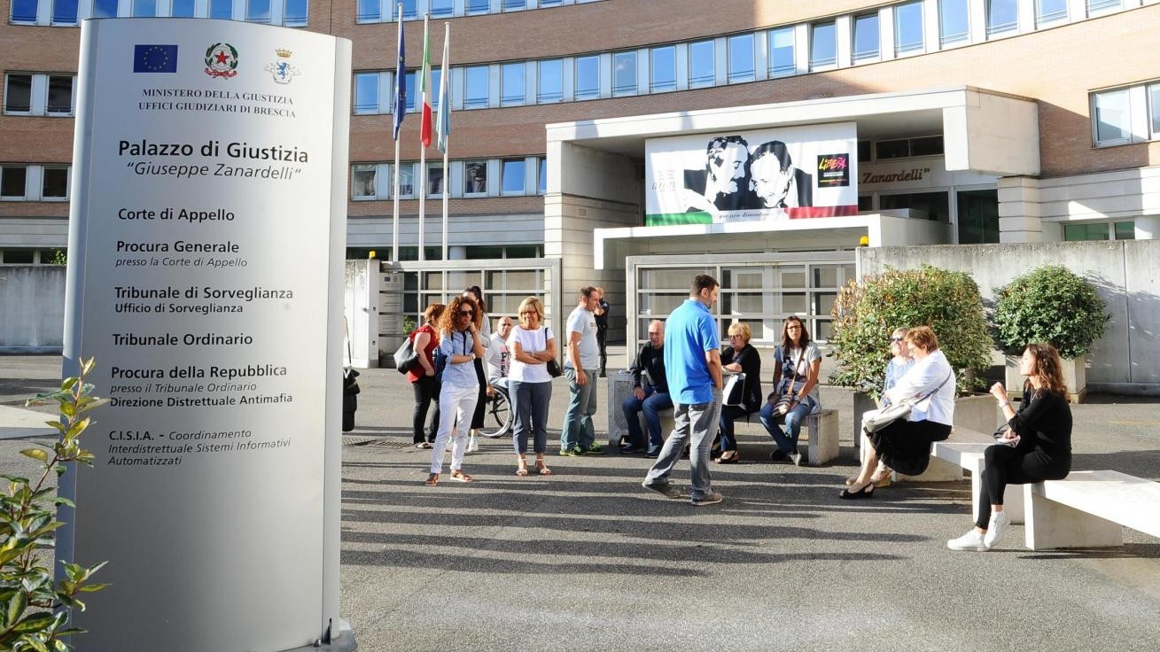 Caso Yara, test dna che inchioda Bossetti valido, analisi irripetibile