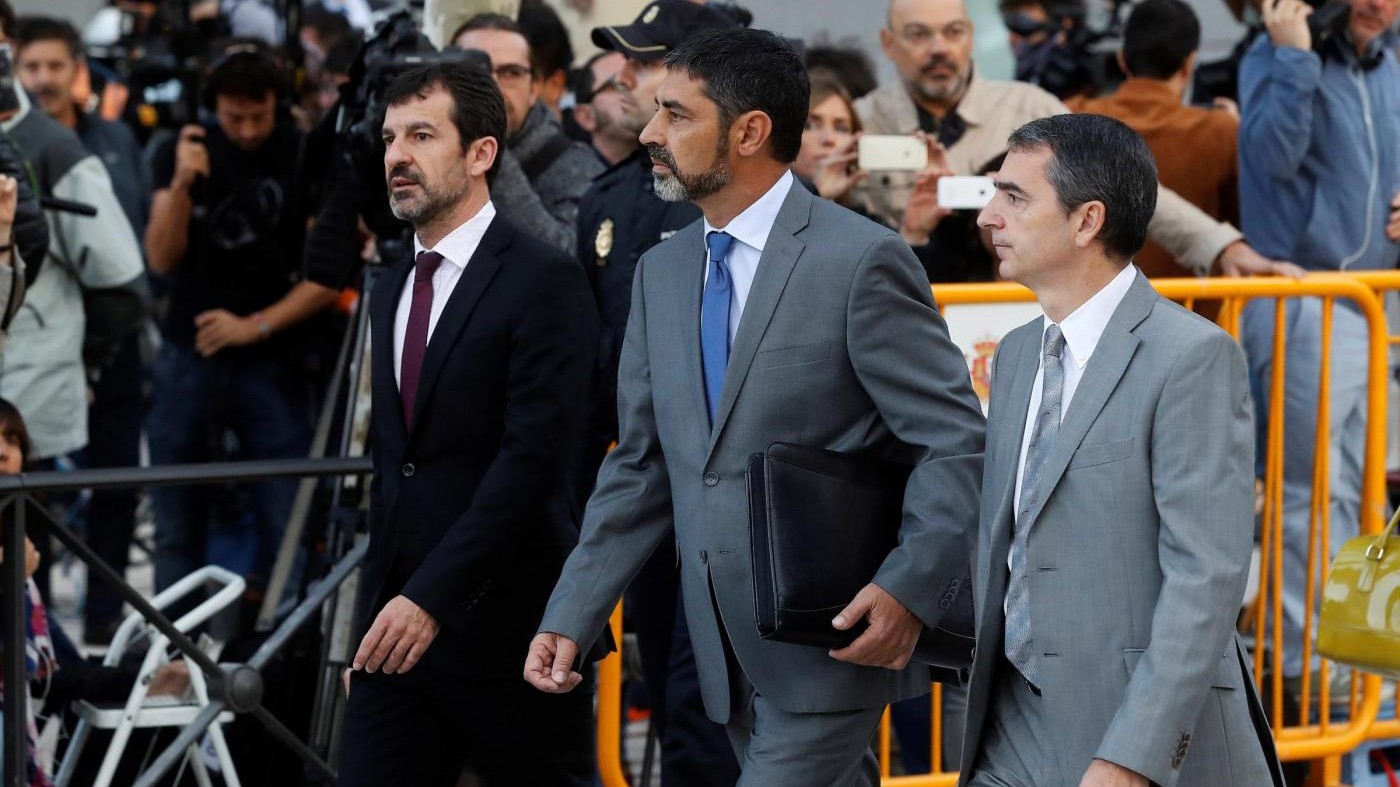 Catalogna, procura chiede il carcere per il capo dei Mossos d’Esquadra