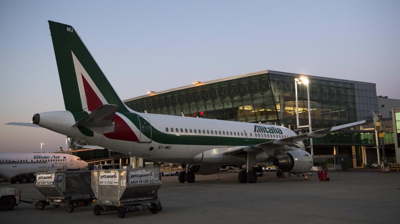Alitalia, arrivate 7 offerte: Lufthansa e Easyjet si fanno avanti
