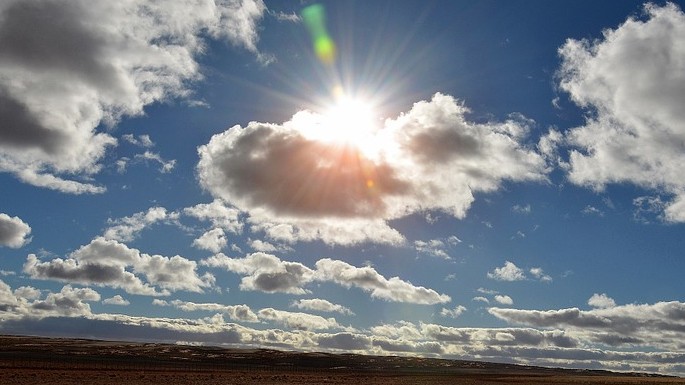 Ancora caldo anomalo per 24 ore: il meteo del 17-18 ottobre