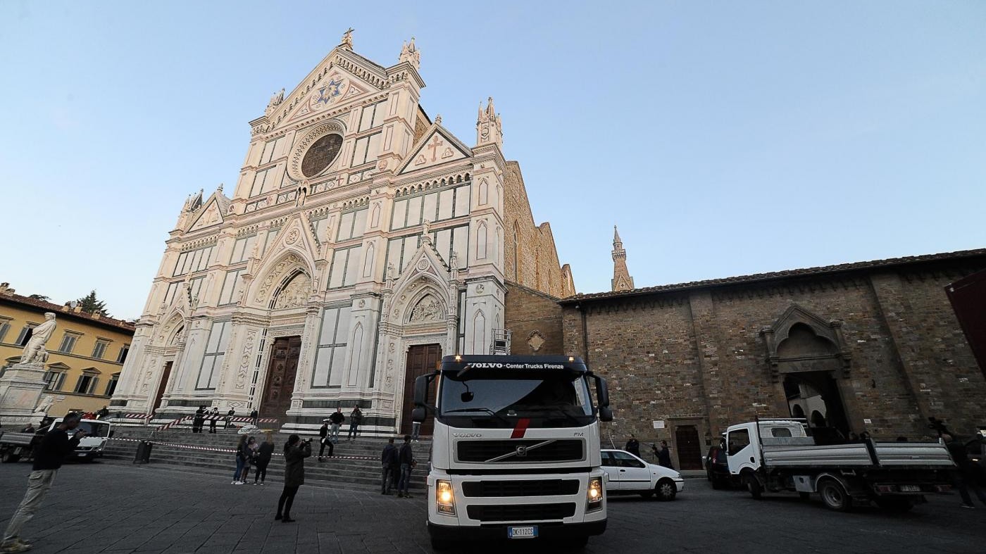 Firenze, turista morto a Santa Croce: basilica chiusa per lutto