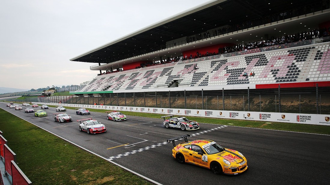 Ultimo elettrizzante appuntamento con la Porsche Carrera Cup Italia 2017