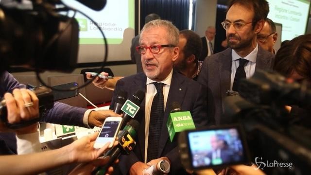 VIDEO Referendum autonomia, Maroni spiega il voto elettronico