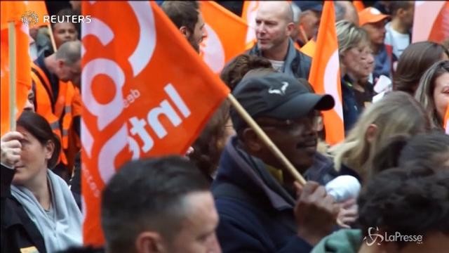 Francia, 400mila in piazza contro la riforma del lavoro