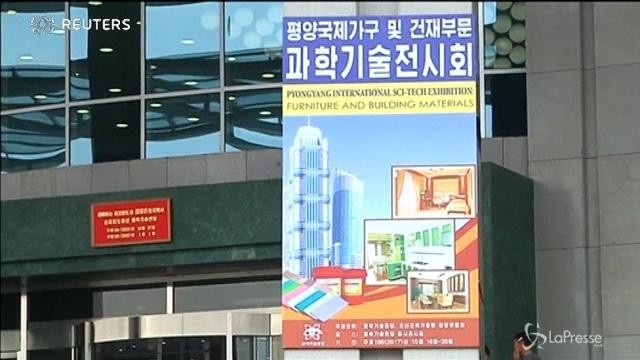 Mobili e arredamento in mostra in Corea del Nord