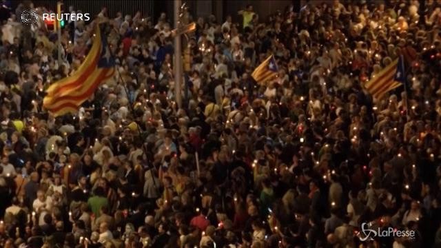 Catalogna, proteste a Barcellona contro gli arresti