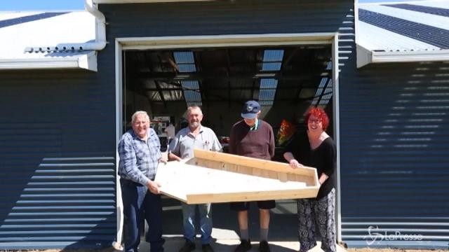 In Australia gli abitanti costruiscono le proprie bare