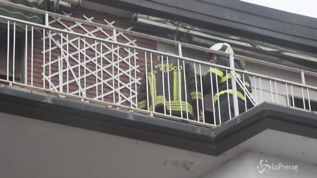 Rogo in un appartamento a Como: morti 3 bambini e il padre