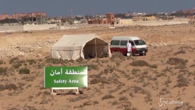La complessa bonifica delle mine nel deserto egiziano