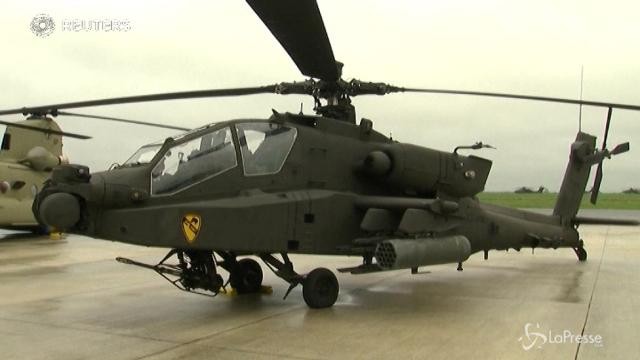 Elicotteri USA in volo verso la Germania