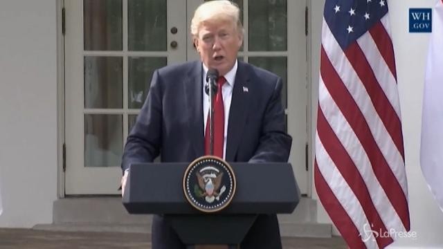 Trump riammette i rifugiati negli Stati Uniti