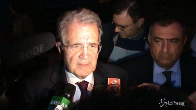 Quantitative easing, Prodi: “Sono convinto che Bce manterrà tassi bassi”
