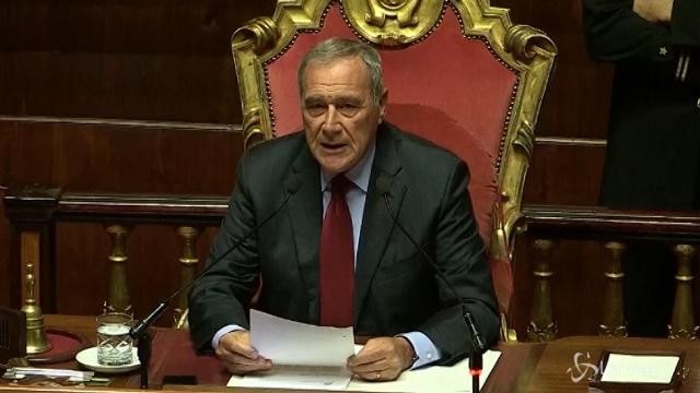 Grasso lascia il gruppo Pd al Senato