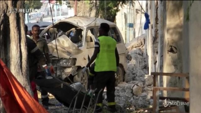 Mogadiscio, terminato l’assedio all’hotel: 25 morti per mano dei terroristi