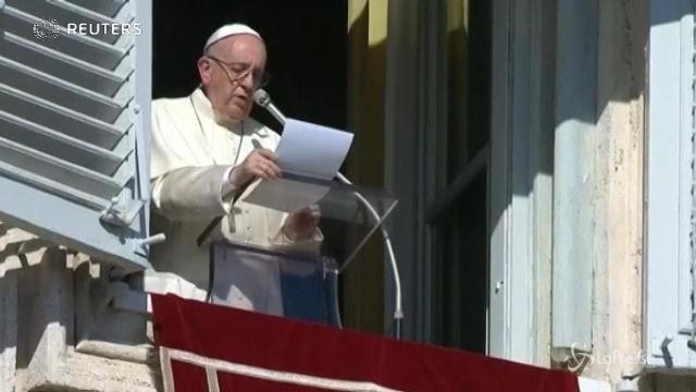 Il Papa condanna gli attentati: “Follia omicida che abusa del nome di Dio”
