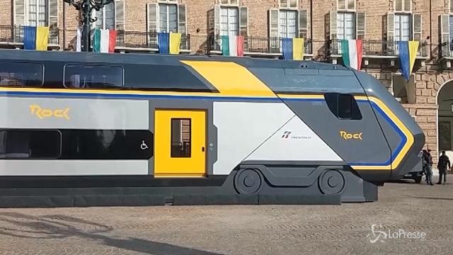 Torino, presentati i treni regionali Rock e Pop