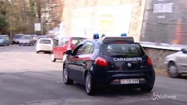 Violentate da un ragazzo conosciuto in chat