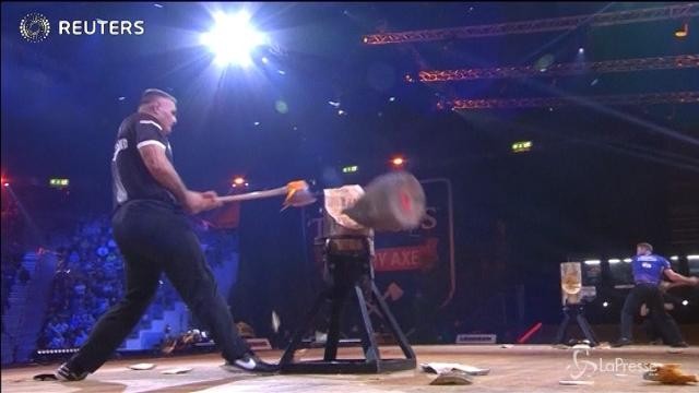 Norvegia, va in scena il Campionato Mondiale dei taglialegna