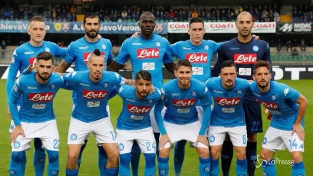 Napoli e Inter frenano, la Juve a -1