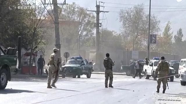 Afghanistan, commando armato assalta stazione tv a Kabul