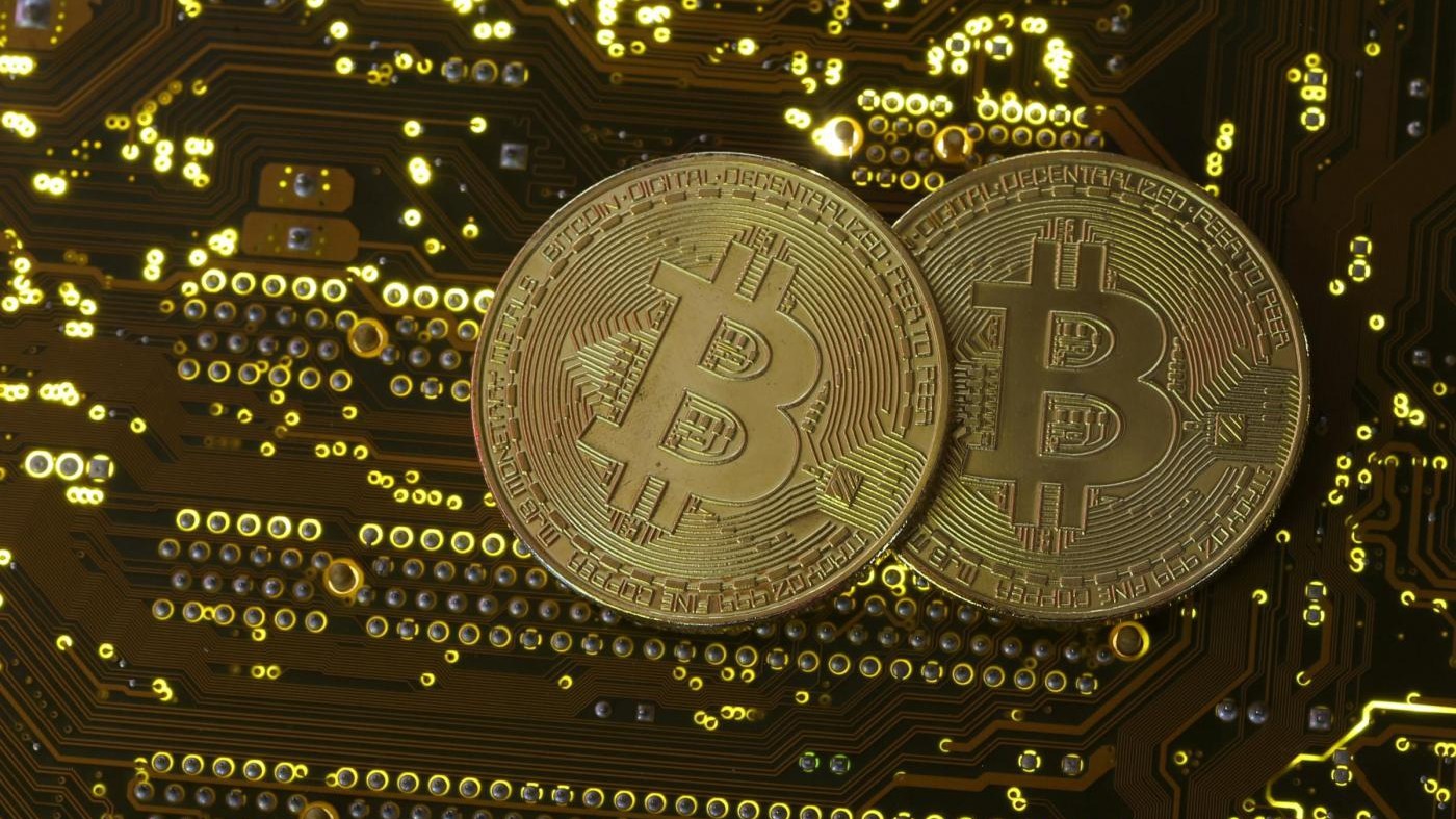 Bitcoins volano oltre 18 mila dollari dopo debutto futures Cboe