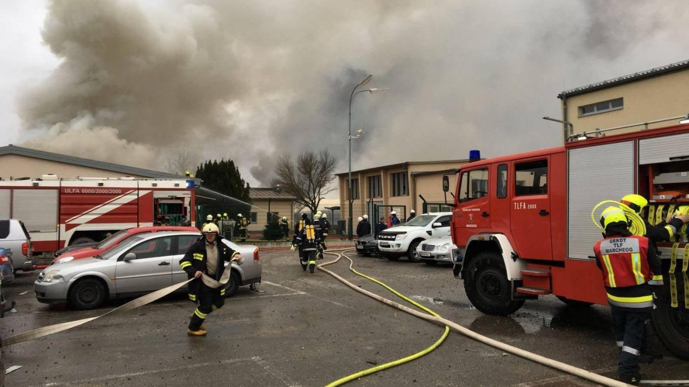 Austria, esplosione al terminal del gas di Baumgarten: un morto e 17 feriti