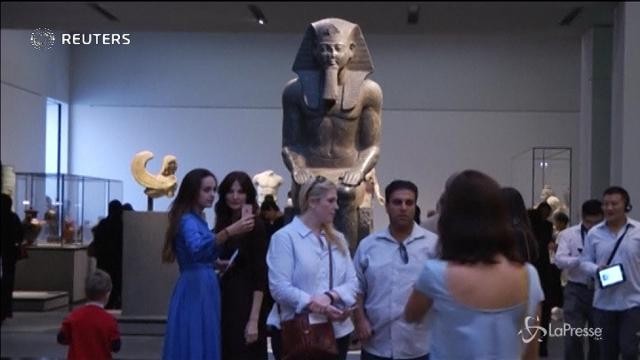 Louvre due punto zero: apre il museo degli Emirati Arabi