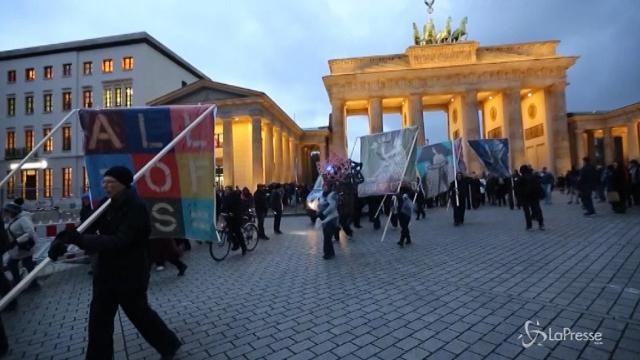 Berlino, artisti riuniti al Salone d’Autunno