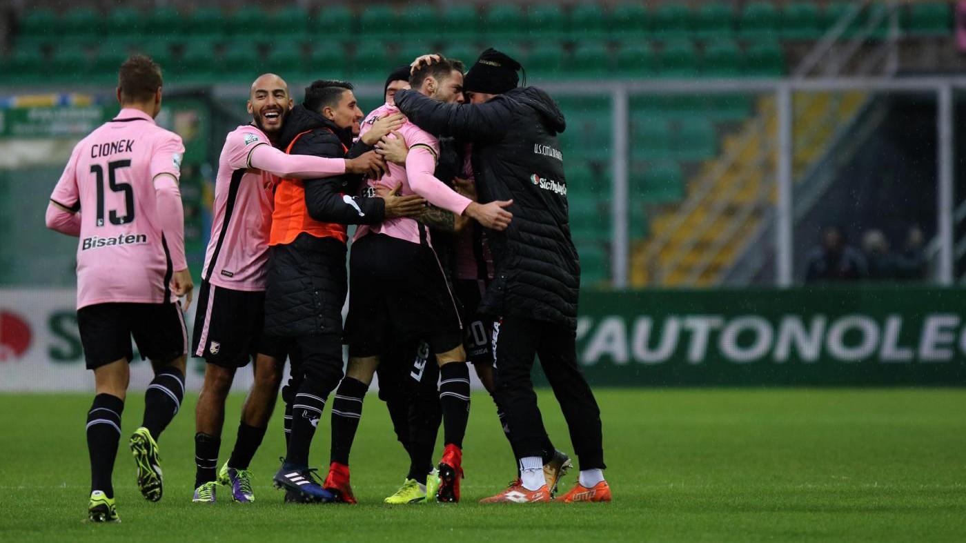 Serie B, Palermo solo in vetta. Bari in scia, Parma e Frosinone rallentano