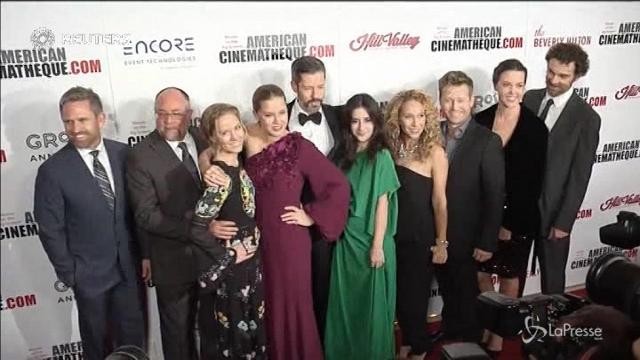 Scandalo molestie a Hollywood: le star scappano dal red carpet