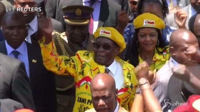 Zimbabwe, ore contate per il presidente Mugabe
