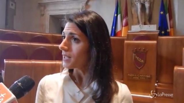 Raggi: “Lotta senza quartiere alla contraffazione e all’abusivismo commerciale”