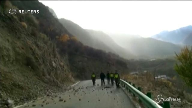 Cina: terremoto di magnitudo 6.9 nel Tibet
