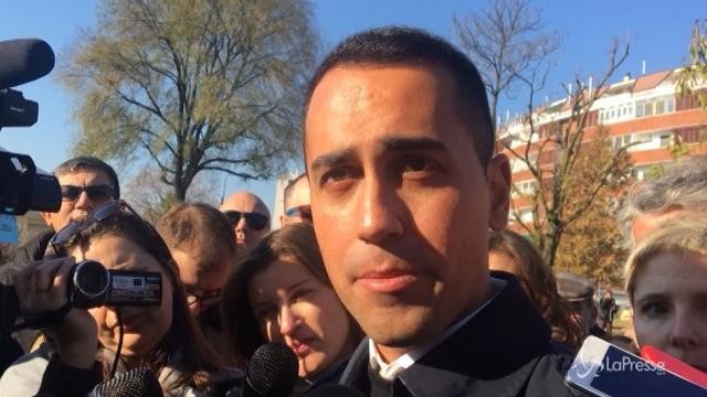 Elezioni, Di Maio: “Non si azzardino a spostare in avanti la data”